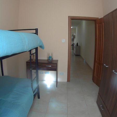 Doms Apartment Tarxien Номер фото